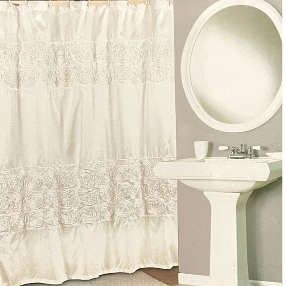 Newport Home Bath Shabby Chic Farmhouse Cottagecore White Rosettes